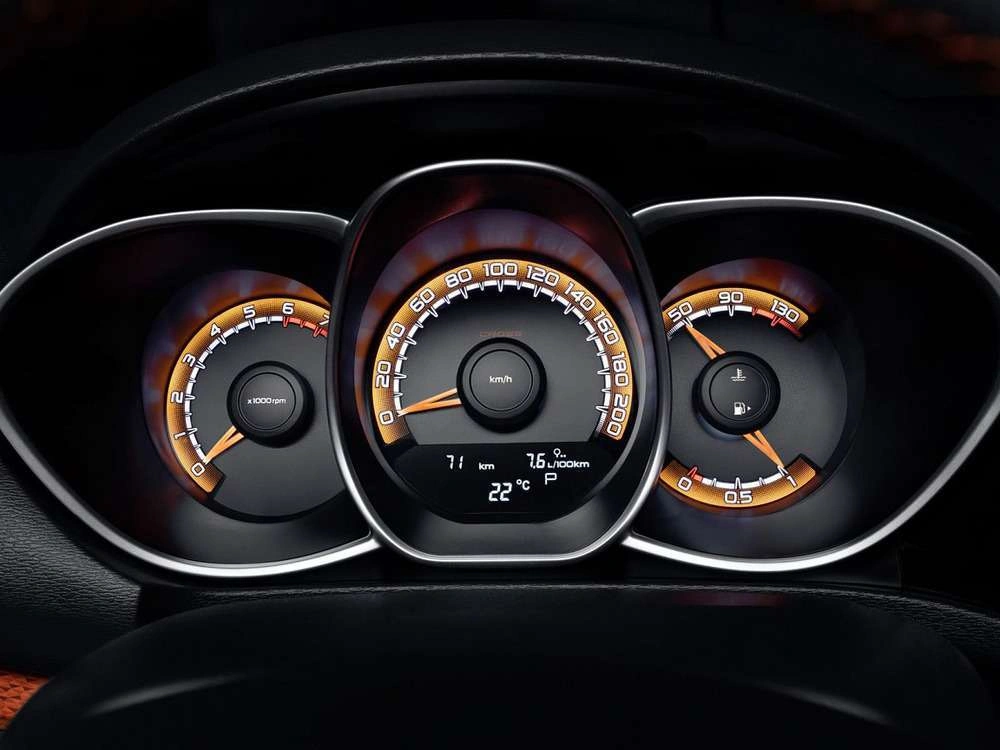 Lada Vesta SW Cross - фото №10