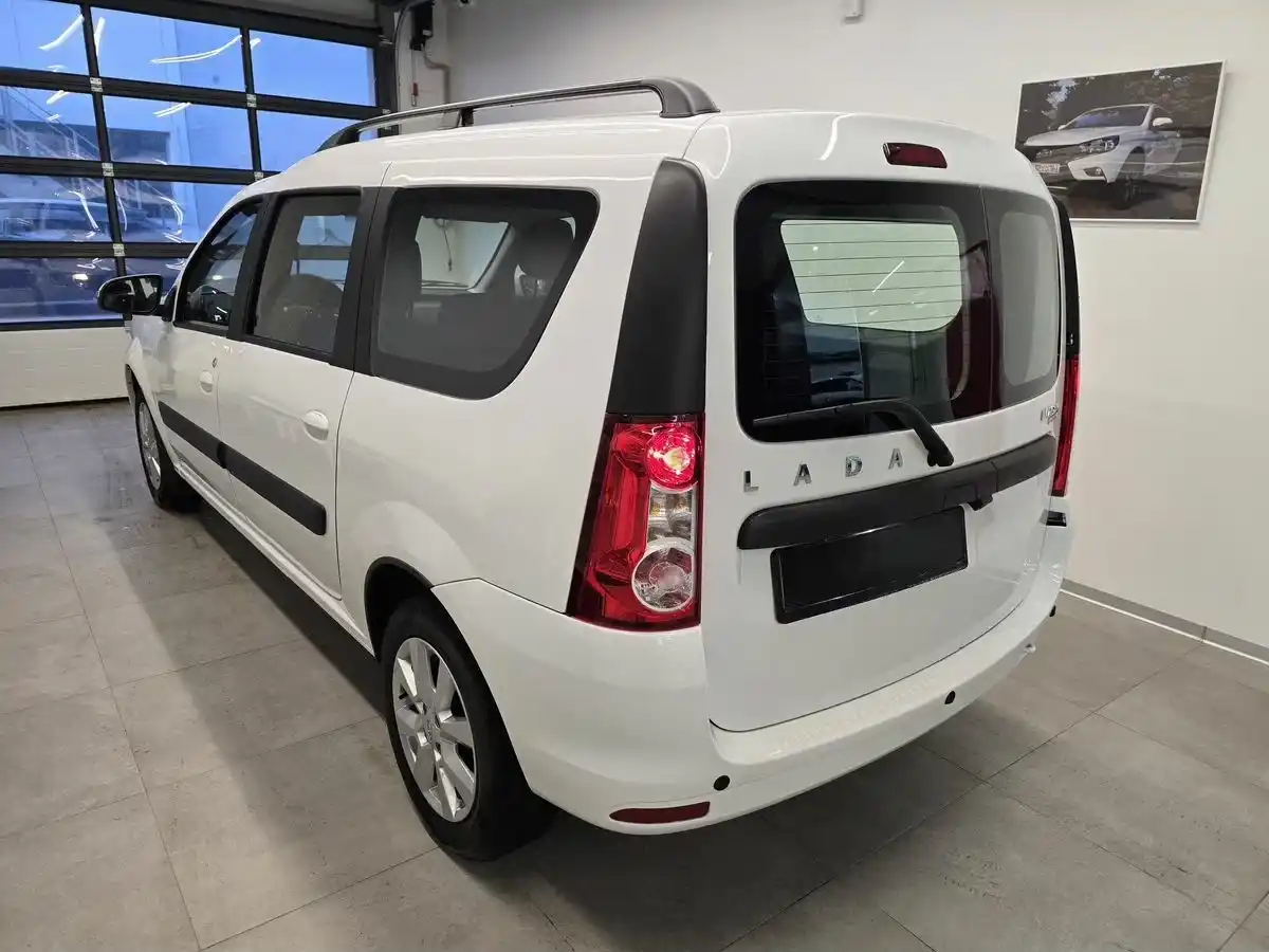 Lada Largus CNG - фото №2
