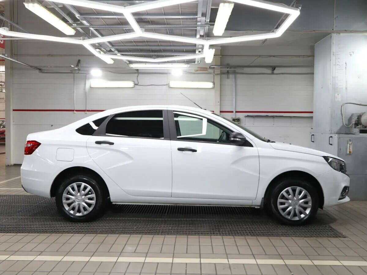 Lada (ВАЗ) Vesta, 2021 - фото №4